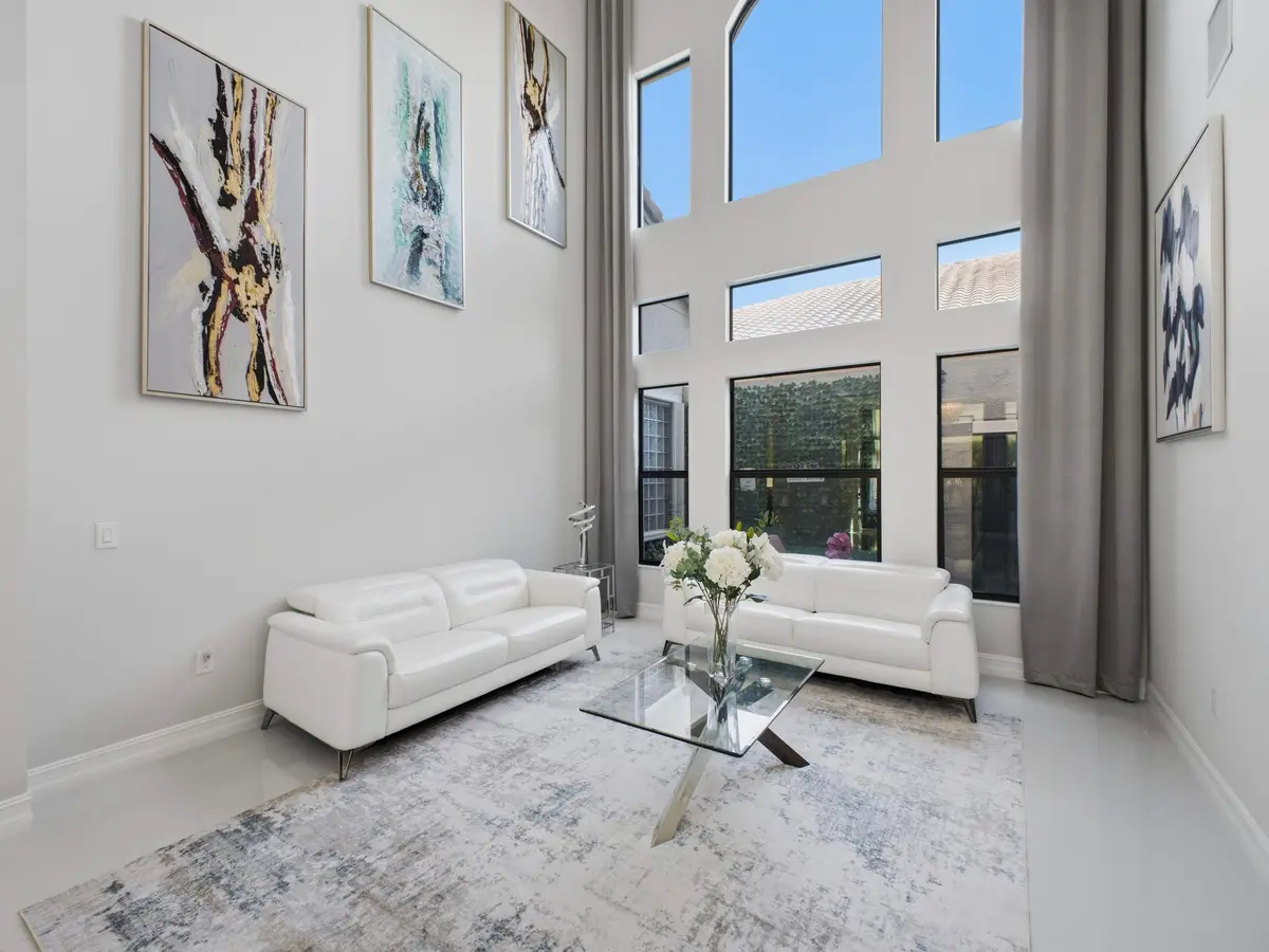 Living 2 at 8784 LEWIS RIVER Road, Delray Beach