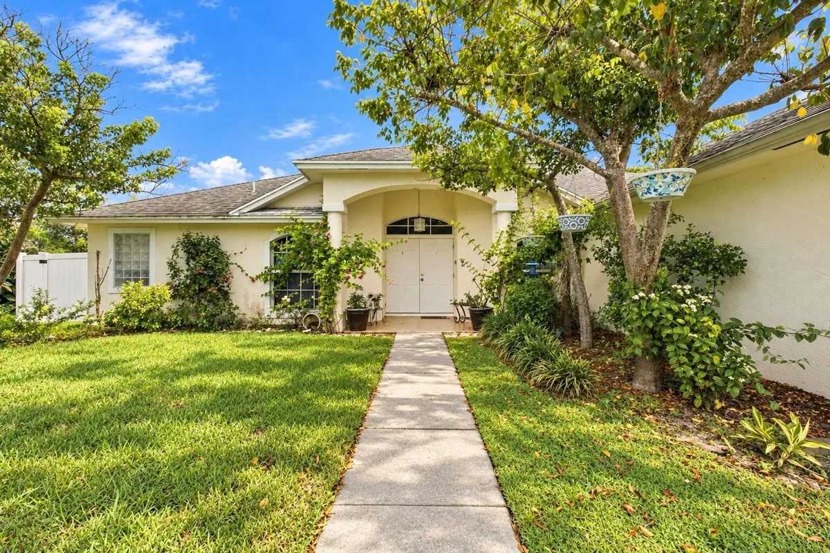 4-web-or-mls-A9CB2BBC-D4AC-424D-8BCD-C57 at 2082 SW JUDITH Lane, Port St. Lucie