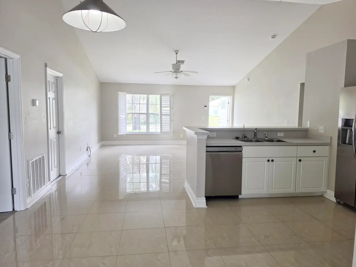8655 98TH Court, Vero Beach, FL – photo 8