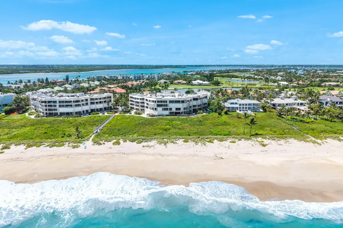 Aerial at 2920 SE DUNE Drive 230, Hutchinson Island