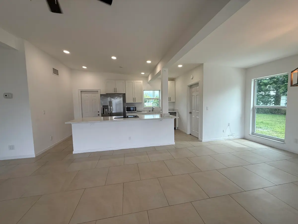 IMG_9257 at 168 SE PRIMA VISTA Boulevard, Port St. Lucie