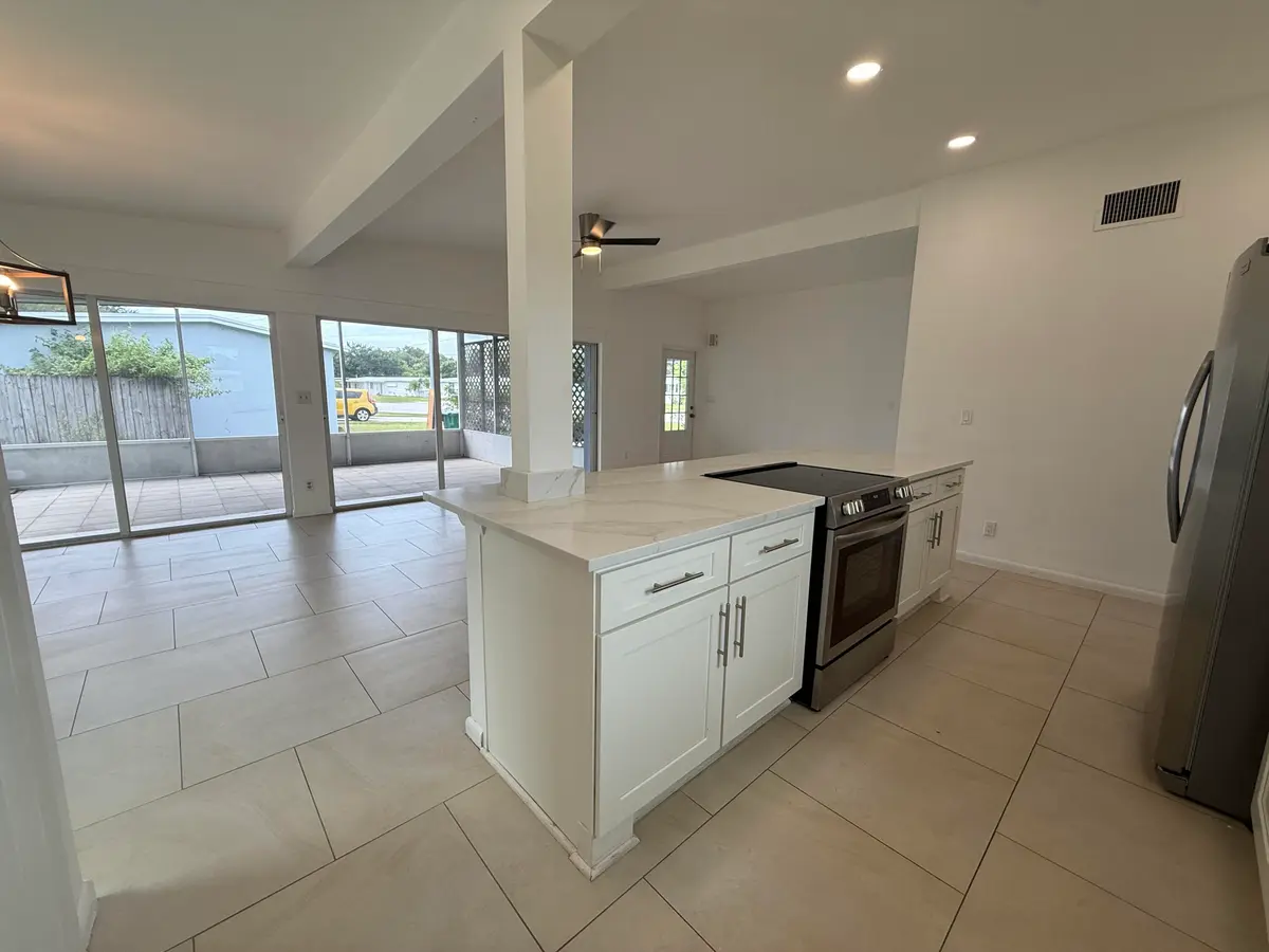 IMG_9260 at 168 SE PRIMA VISTA Boulevard, Port St. Lucie