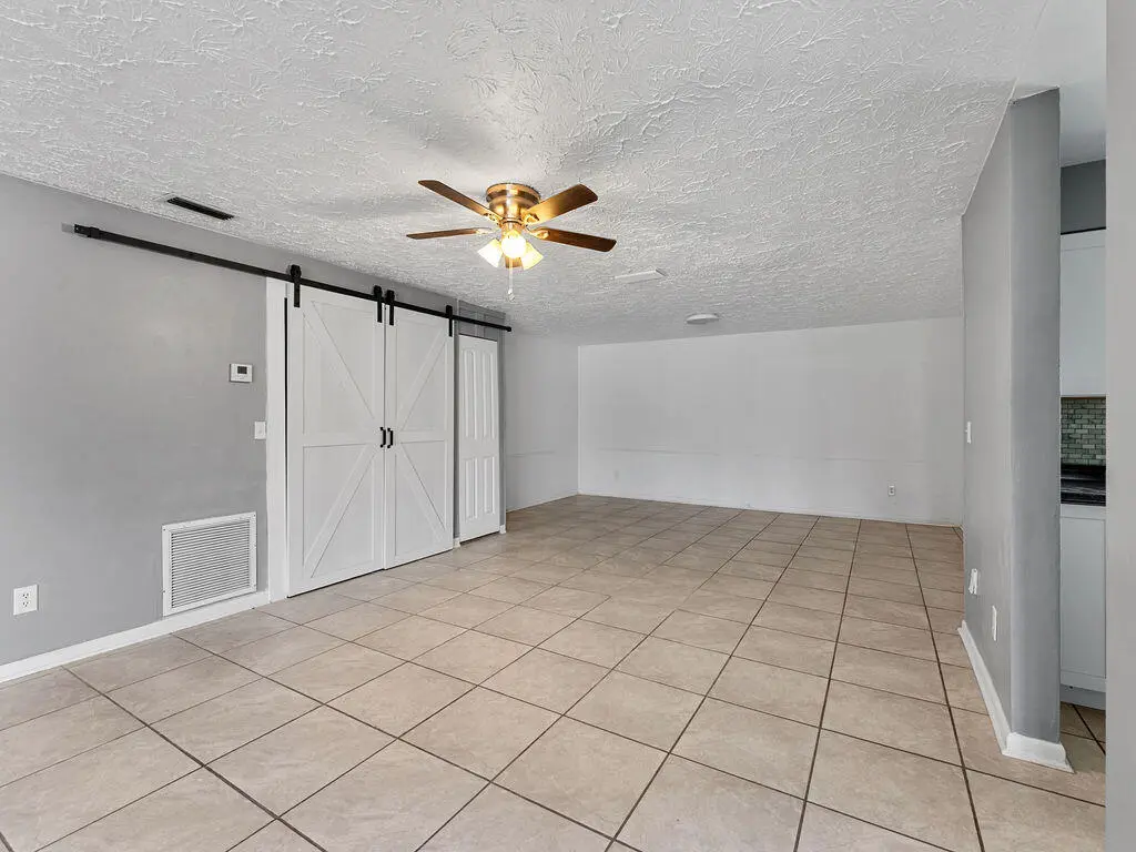 _DSC2116 at 306 RIOMAR Drive, Port St. Lucie