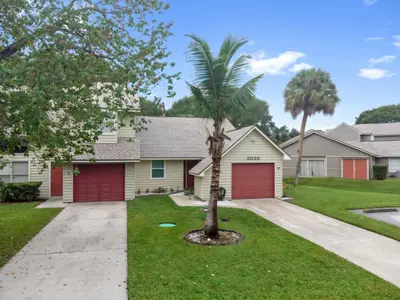 2020 Vero South Circle 4, Vero Beach – Townhouse for sale