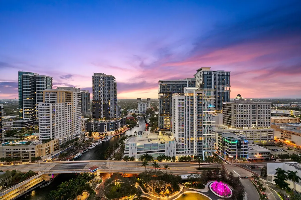Photo 3 at 100 E LAS OLAS Boulevard 2404, Fort Lauderdale