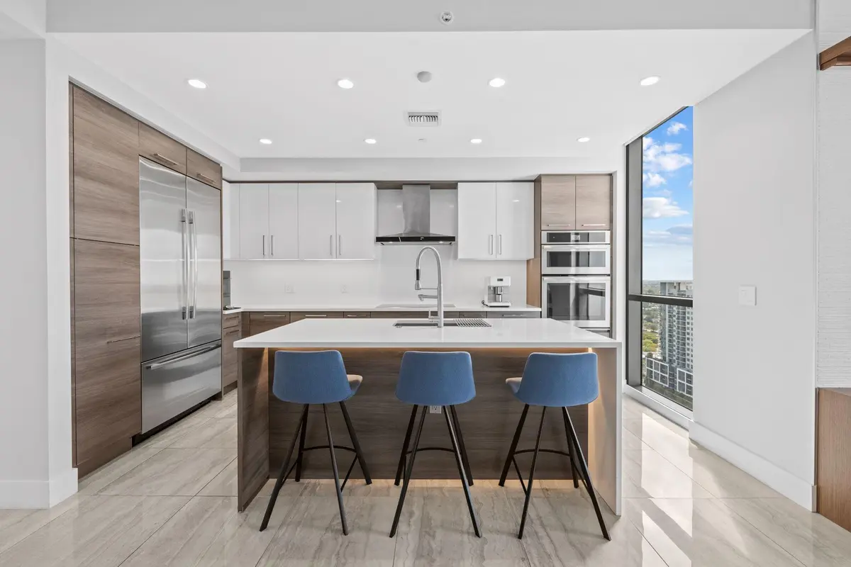 Photo 7 at 100 E LAS OLAS Boulevard 2404, Fort Lauderdale