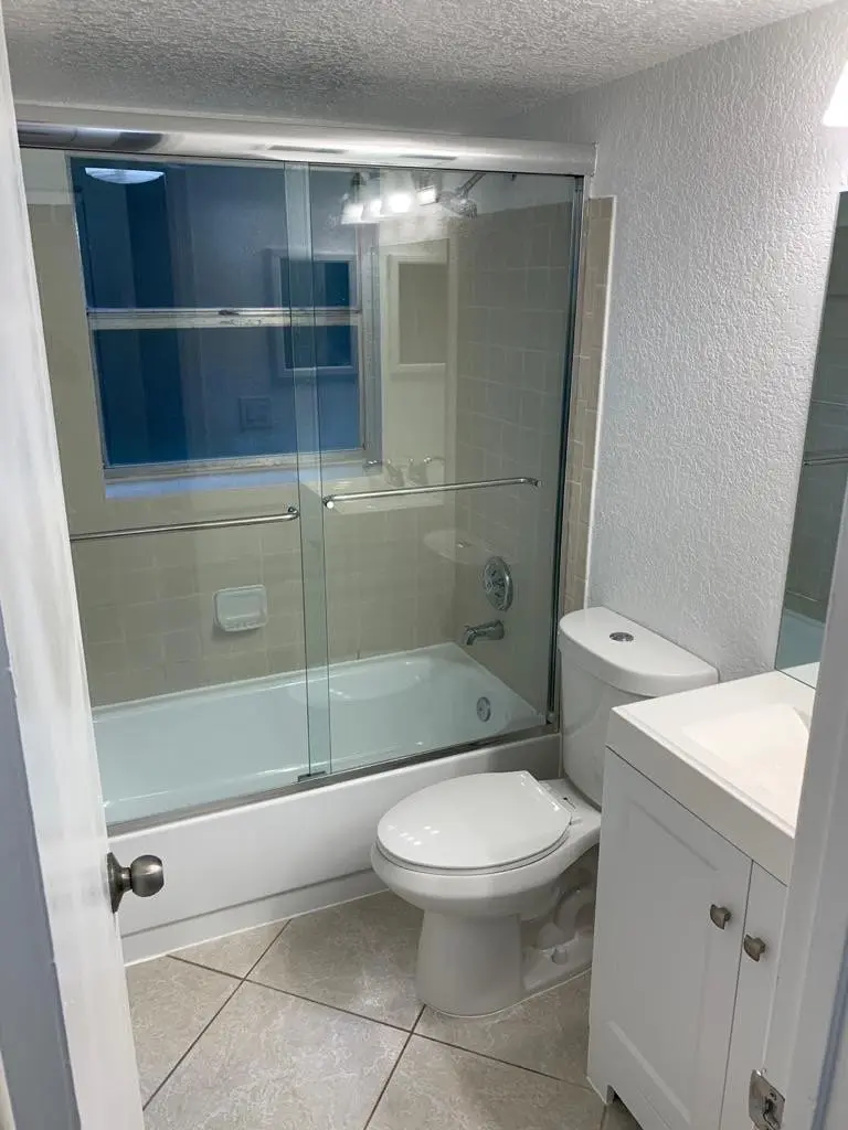 Photo 8 at 9916 TWIN LAKES Drive 33-C, Coral Springs