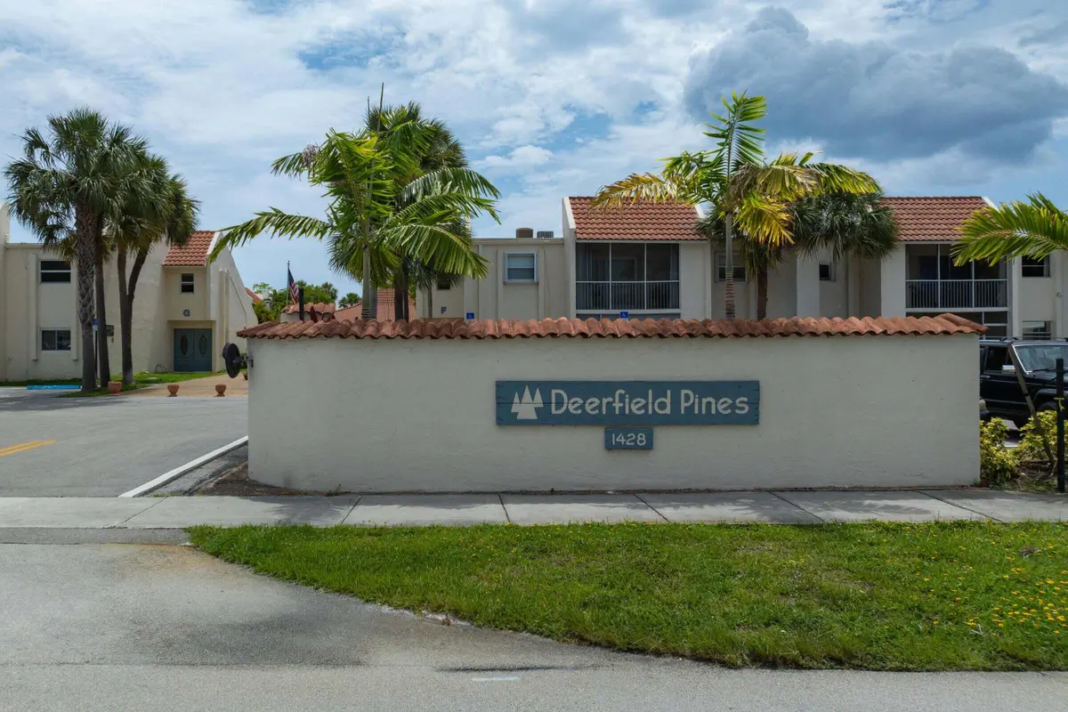 IMG_1115 at 1428 SE 4TH Avenue 107, Deerfield Beach