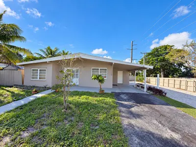 1500 NE 42ND Court, Pompano Beach – Single Family Residence for sale