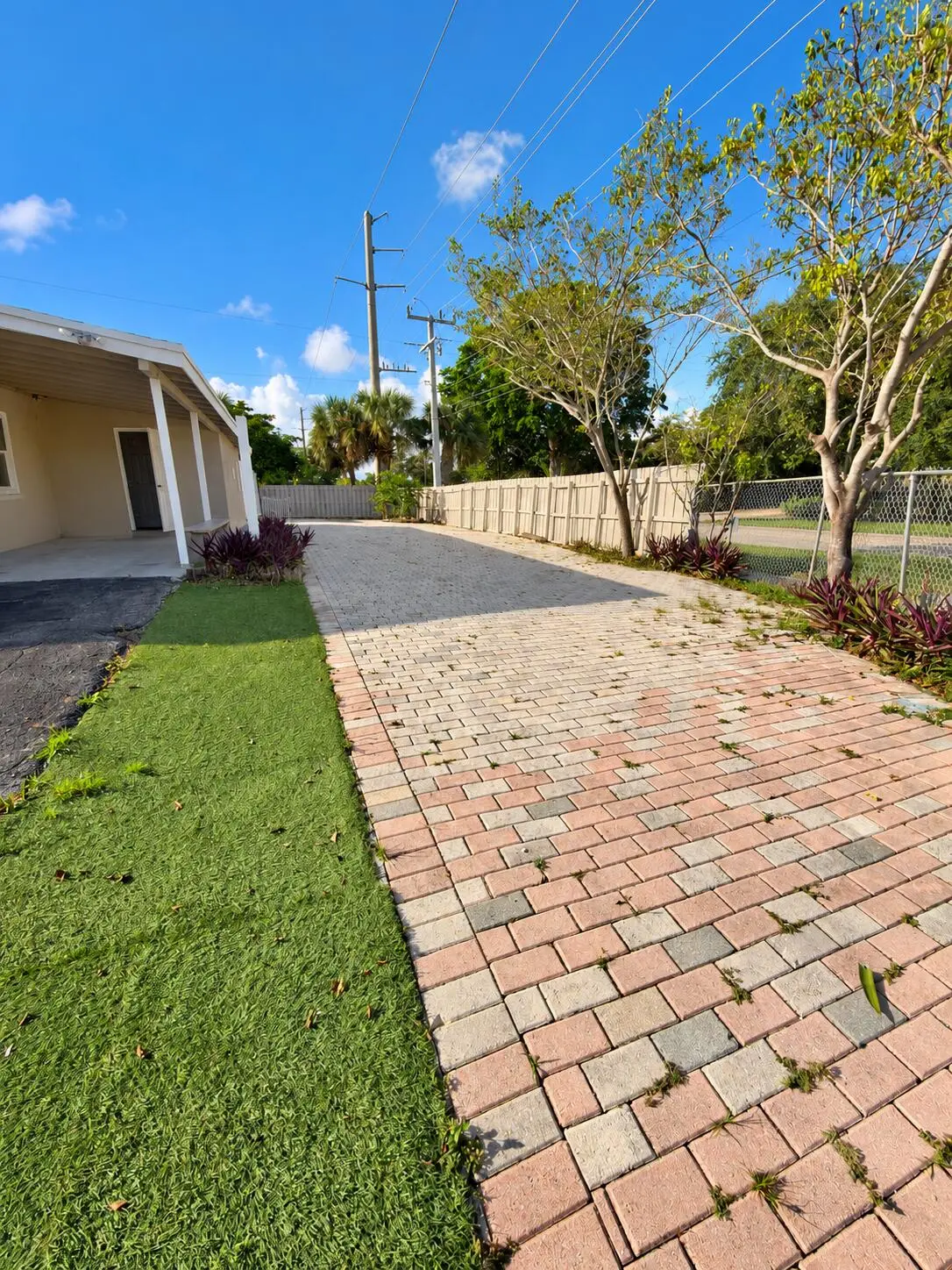 9FAA4B12-EDDE-4D99-8079-146D16F29A20 at 1500 NE 42ND Court, Pompano Beach
