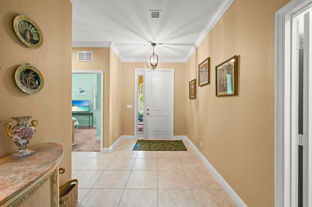 521 NE Abaca Way, Jensen Beach, FL_06 at 521 NE ABACA Way, Jensen Beach