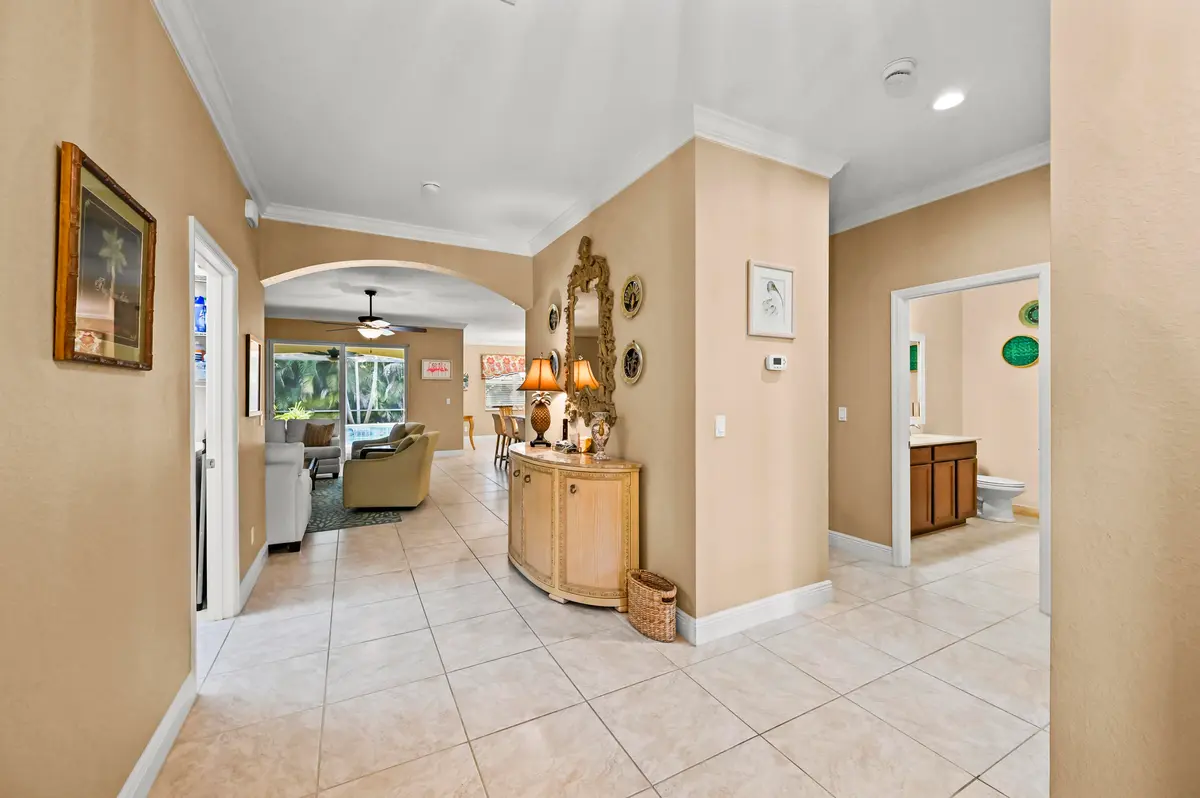 521 NE Abaca Way, Jensen Beach, FL_07 at 521 NE ABACA Way, Jensen Beach