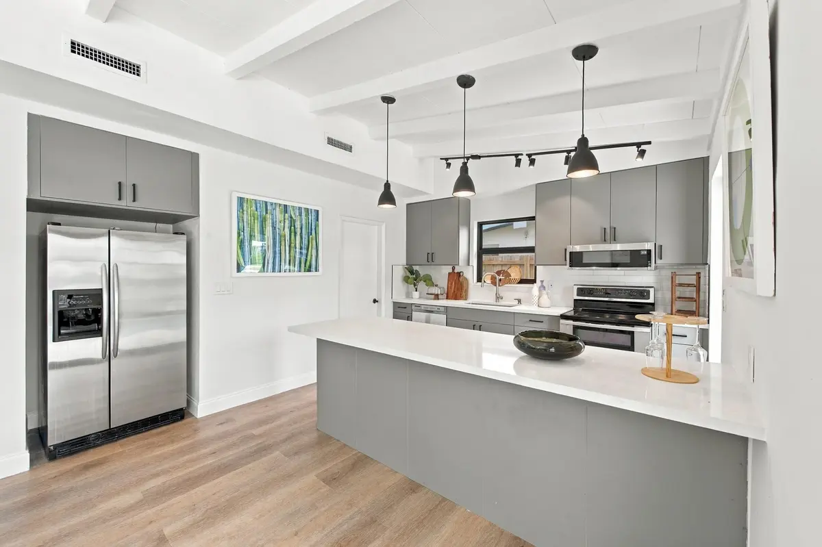 Kitchen at 2536 GULFSTREAM Lane, Fort Lauderdale