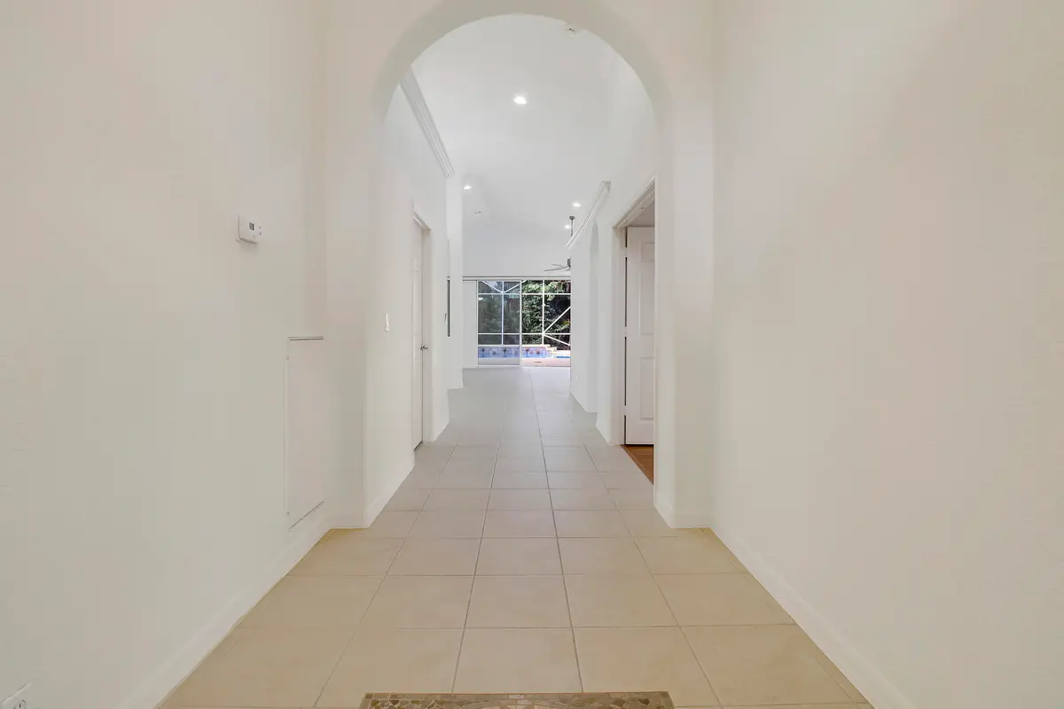 Foyer Hallway at 6815 SE Twin Oaks Circle, Stuart