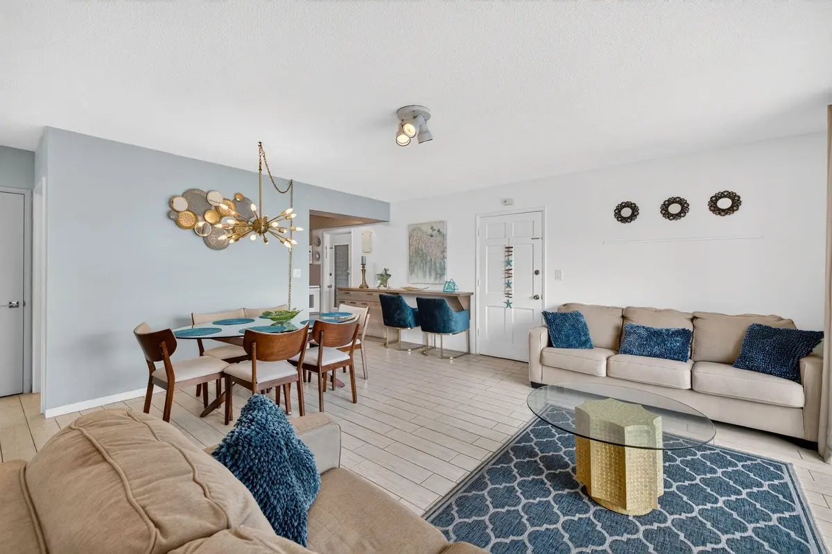 7-web-or-mls-699A8532 at 2830 NE 30TH Street 19, Fort Lauderdale