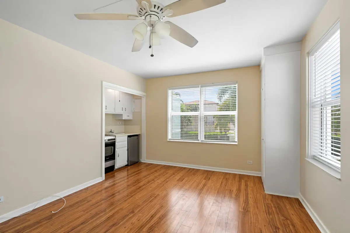 DSC07419.jpg-SMALL at 90 SE 5th Avenue 4, Delray Beach