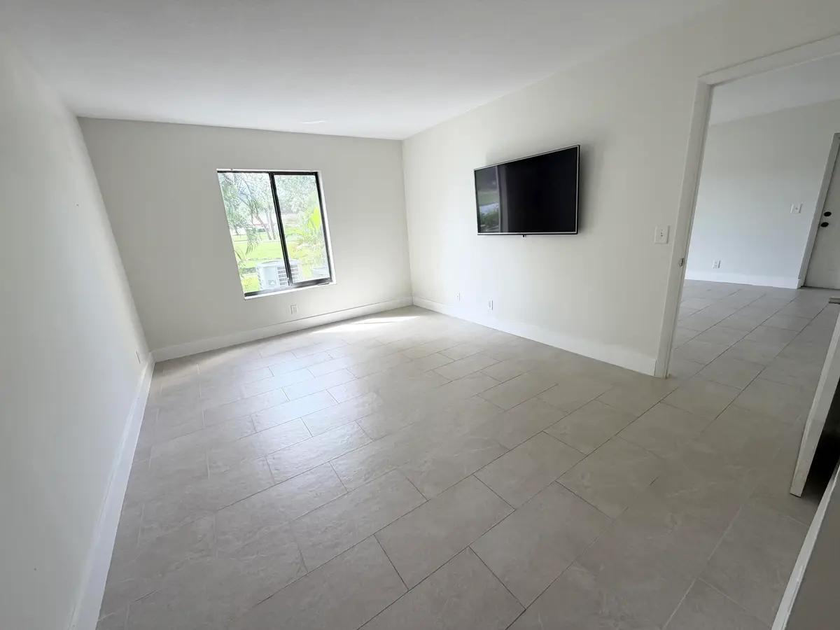 gp6 at 1112 GREEN PINE Boulevard F1, West Palm Beach