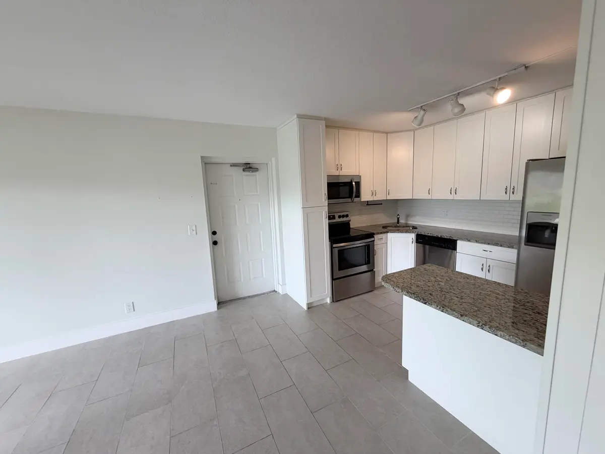 gp12 at 1112 GREEN PINE Boulevard F1, West Palm Beach