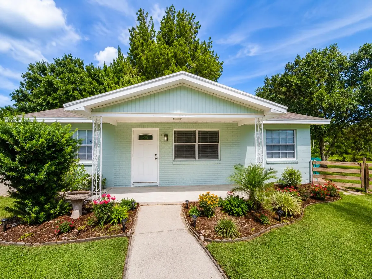 Virtual Landscape at 1920 N 48th Street, Fort Pierce