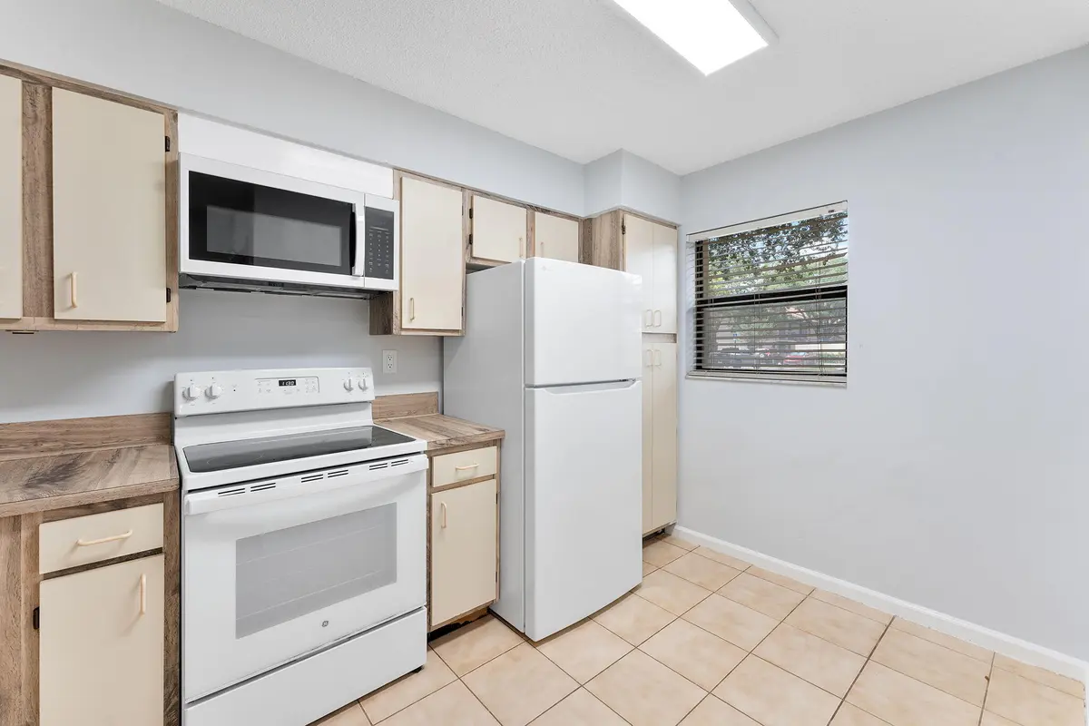 31-web-or-mls-DSC08563 at 3130 Millwood Terrace 109, Boca Raton