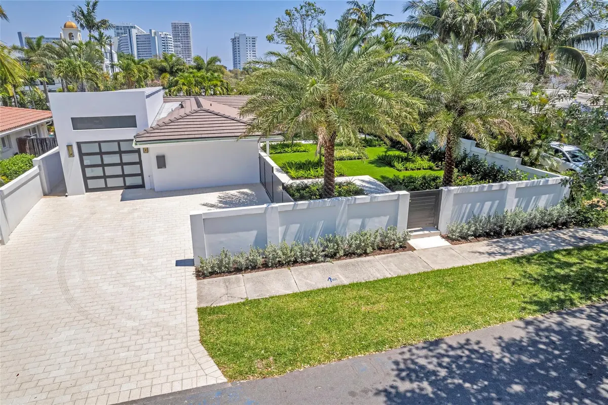 Photo 1 at 2008 Admirals Way, Fort Lauderdale