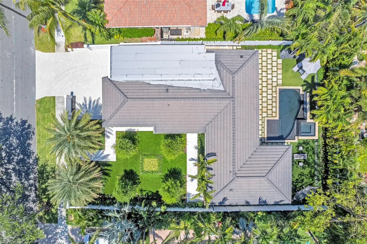 Photo 3 at 2008 Admirals Way, Fort Lauderdale