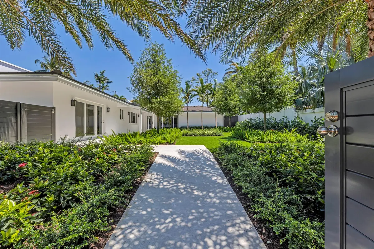 Photo 5 at 2008 Admirals Way, Fort Lauderdale