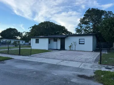 1721 NE 52ND Street, Pompano Beach – Single Family Residence for rent