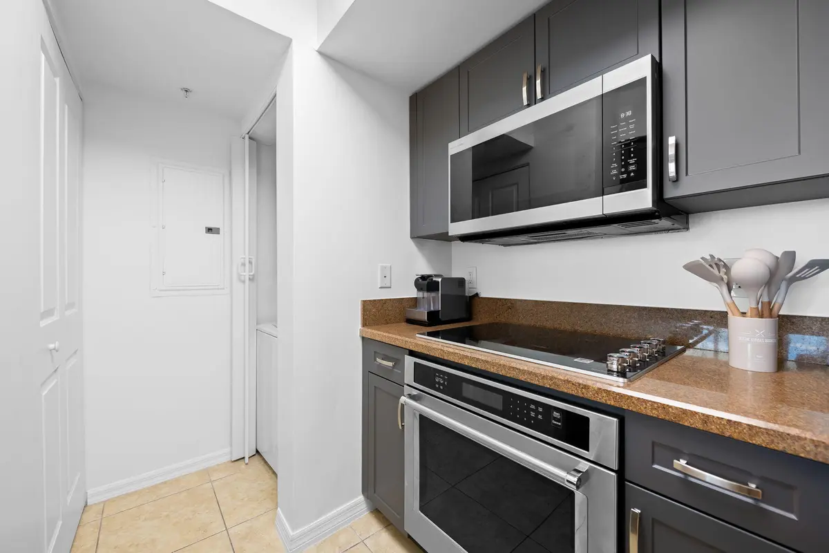 5-web-or-mls-DSC_5567 at 347 N NEW RIVER Drive 1808, Fort Lauderdale