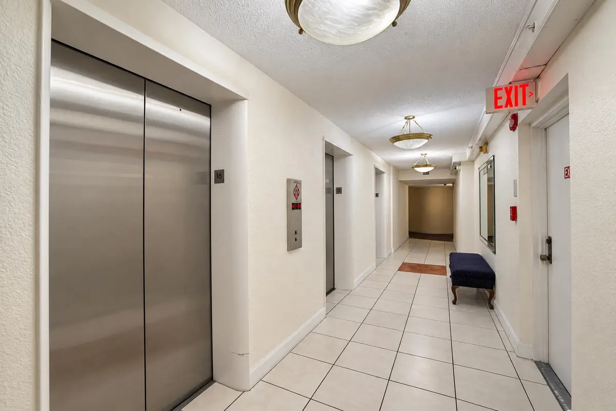 Copy of Picture 1 at 2750 NE 183RD Street 1801, Aventura