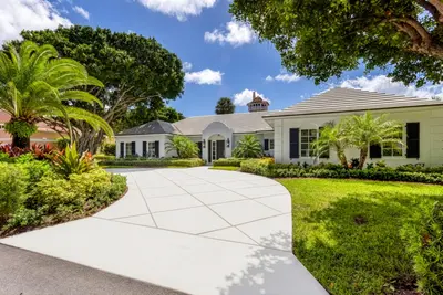 124 Woodbridge Road, Palm Beach – Single Family Residence for rent