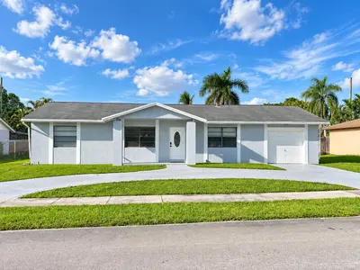 12411 SW 10TH Court, Davie – Single Family Residence for sale