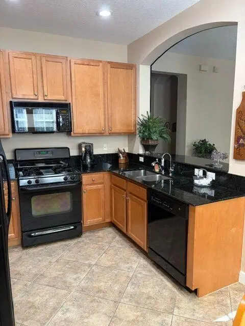 KITCHEN at 177 Evergrene Parkway, Palm Beach Gardens