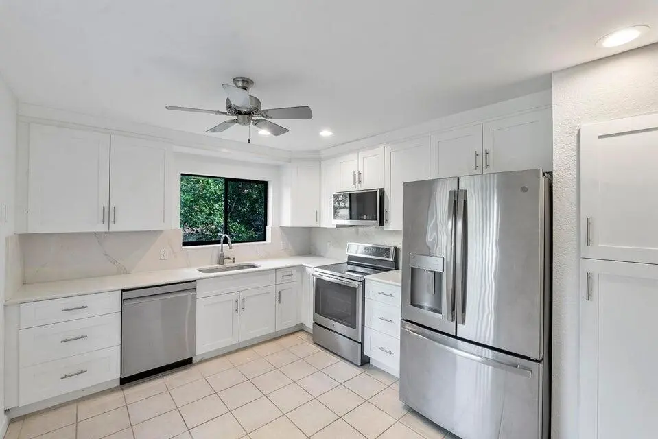 20250926153030542971000000-o at 5720 Coach House Circle E, Boca Raton