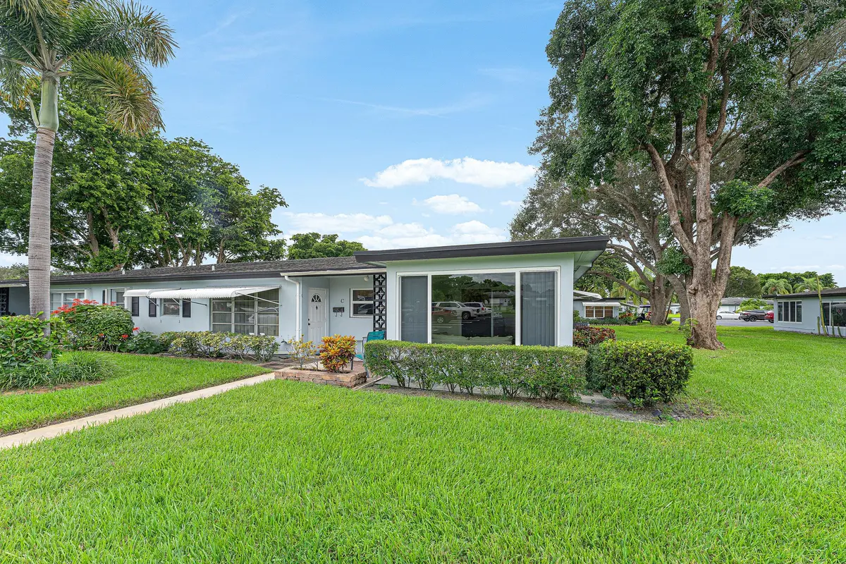 003-572HighPointDrive-DelrayBeach-FL-334 at 572 HIGH POINT Drive D, Delray Beach