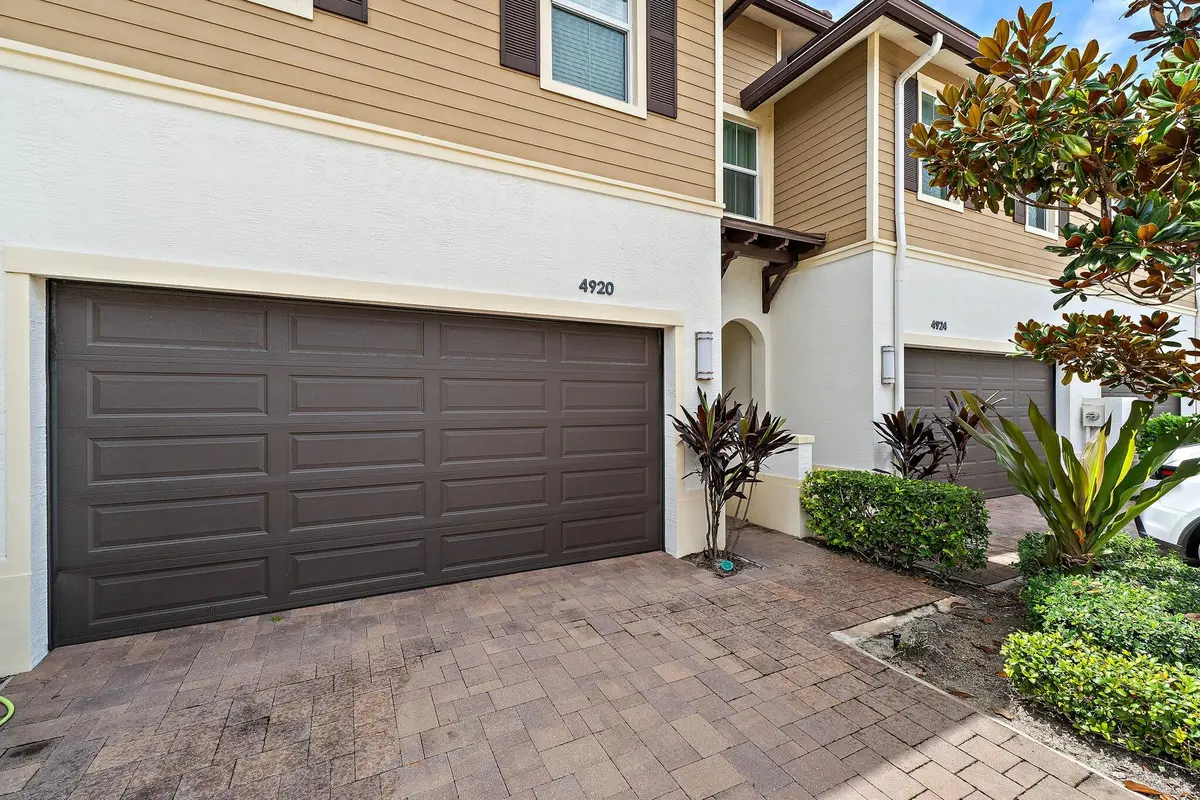 004-4920PointeMidtownWay-PalmBeachGarden at 4920 Pointe Midtown Way, Palm Beach Gardens
