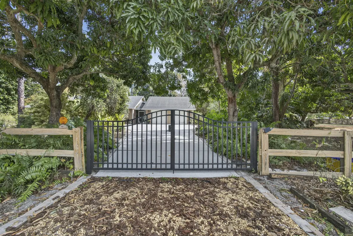 11-web-or-mls-BS1A1758 at 3470 CUSTER Avenue, Lake Worth