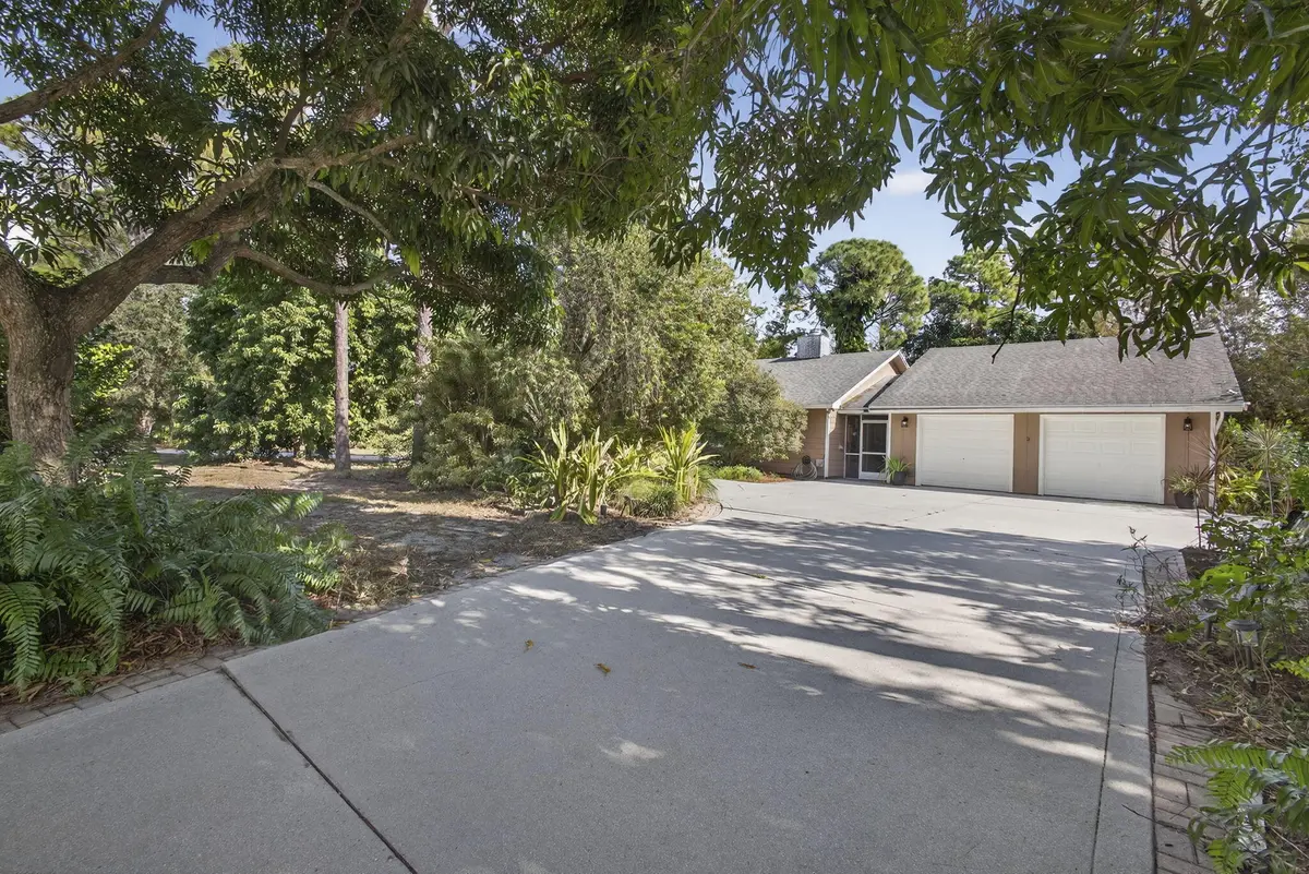 85-web-or-mls-BS1A1831 (1) at 3470 CUSTER Avenue, Lake Worth