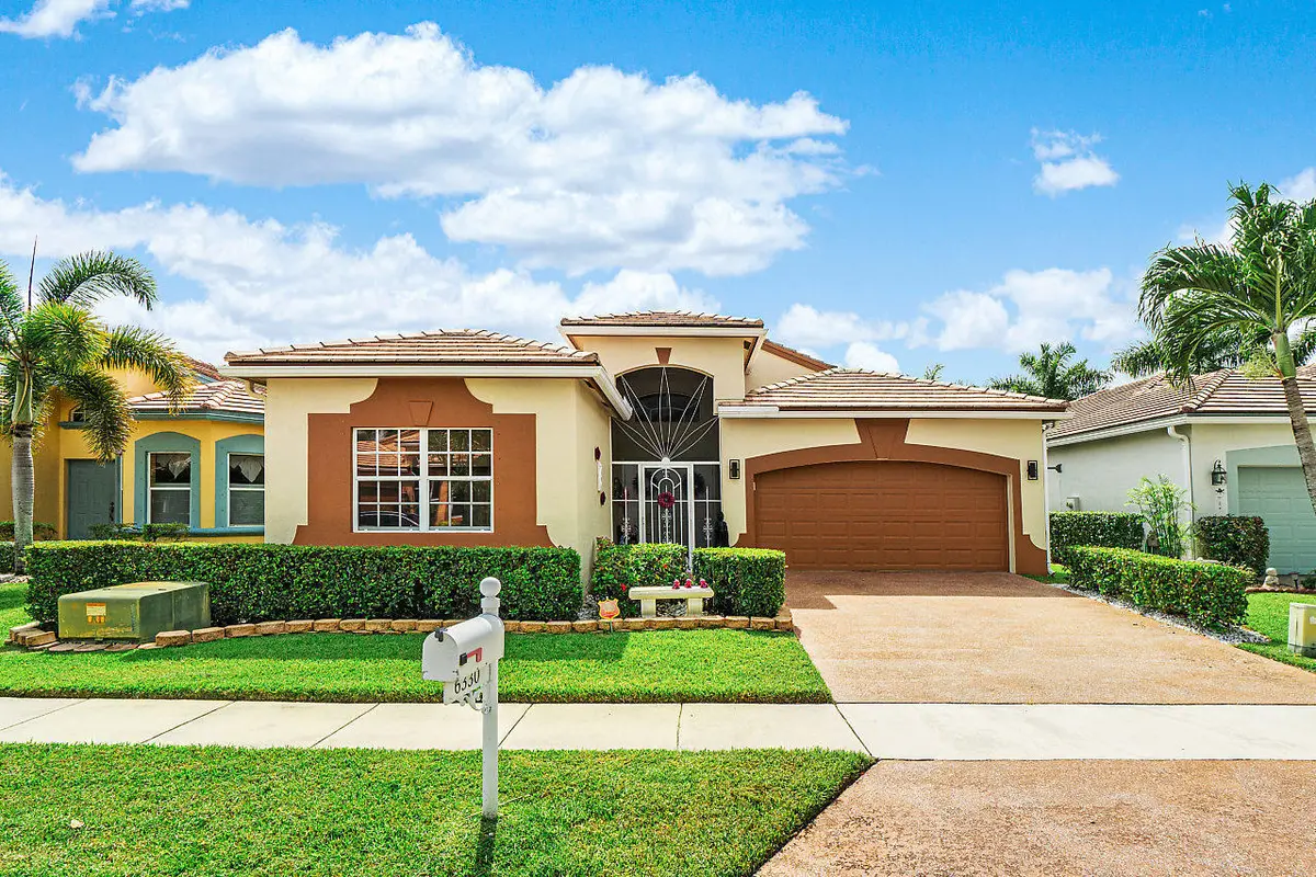 6330 front at 6330 Harbour Oak Drive, Lake Worth