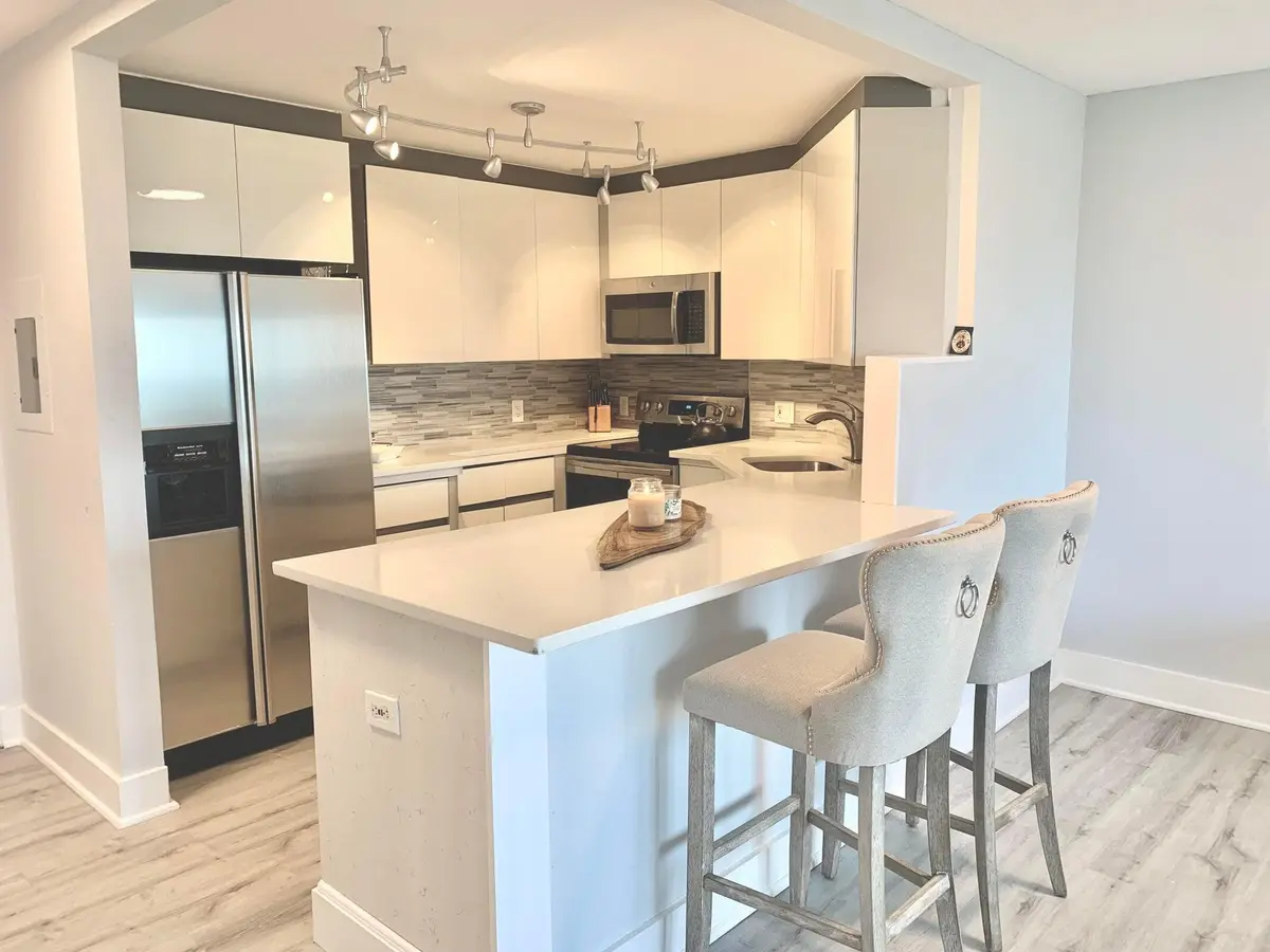 Essex 3 at 340 SUNSET Drive 1506, Fort Lauderdale