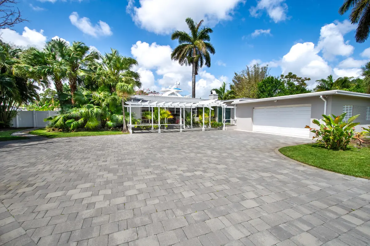 2337 SW 27th front drive garage at 2337 SW 27TH Avenue, Fort Lauderdale