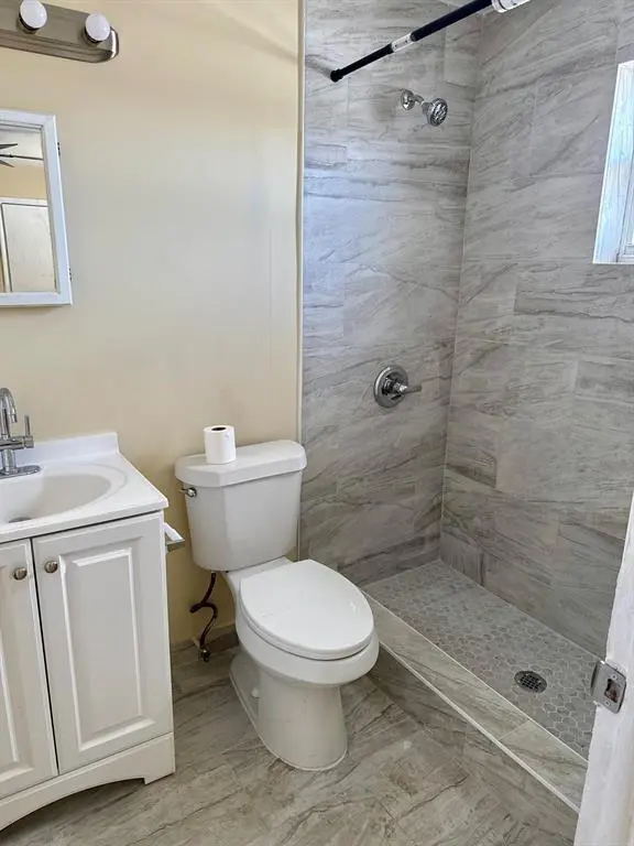 113 NW 27TH Avenue 10, Fort Lauderdale, FL – photo 4