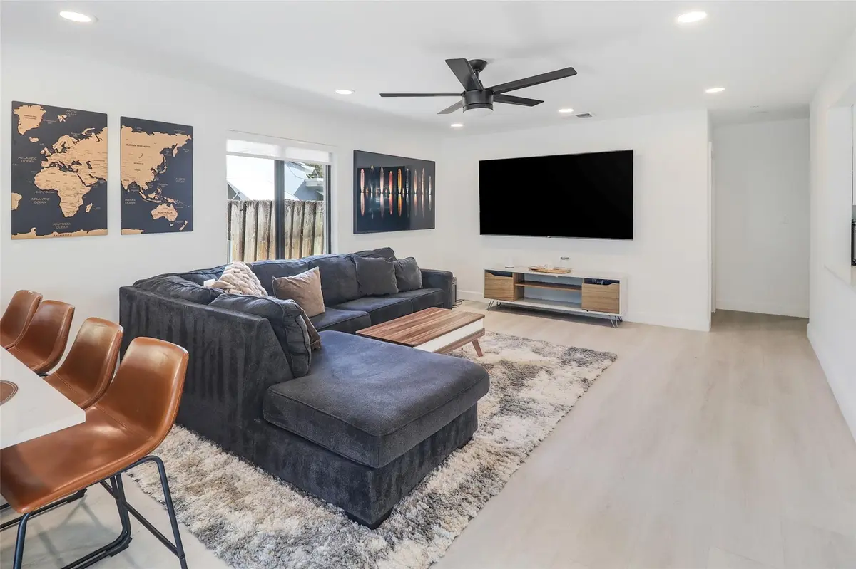 Photo 8 at 508 SW 13th Street, Fort Lauderdale