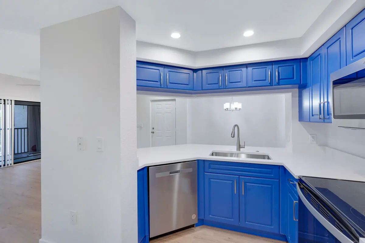 2724-305 KITCHEN 3 at 2724 ANZIO Court 305, Palm Beach Gardens