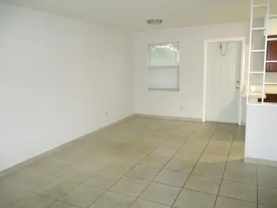 2640 PIERCE Street 5, Hollywood – Condominium for rent