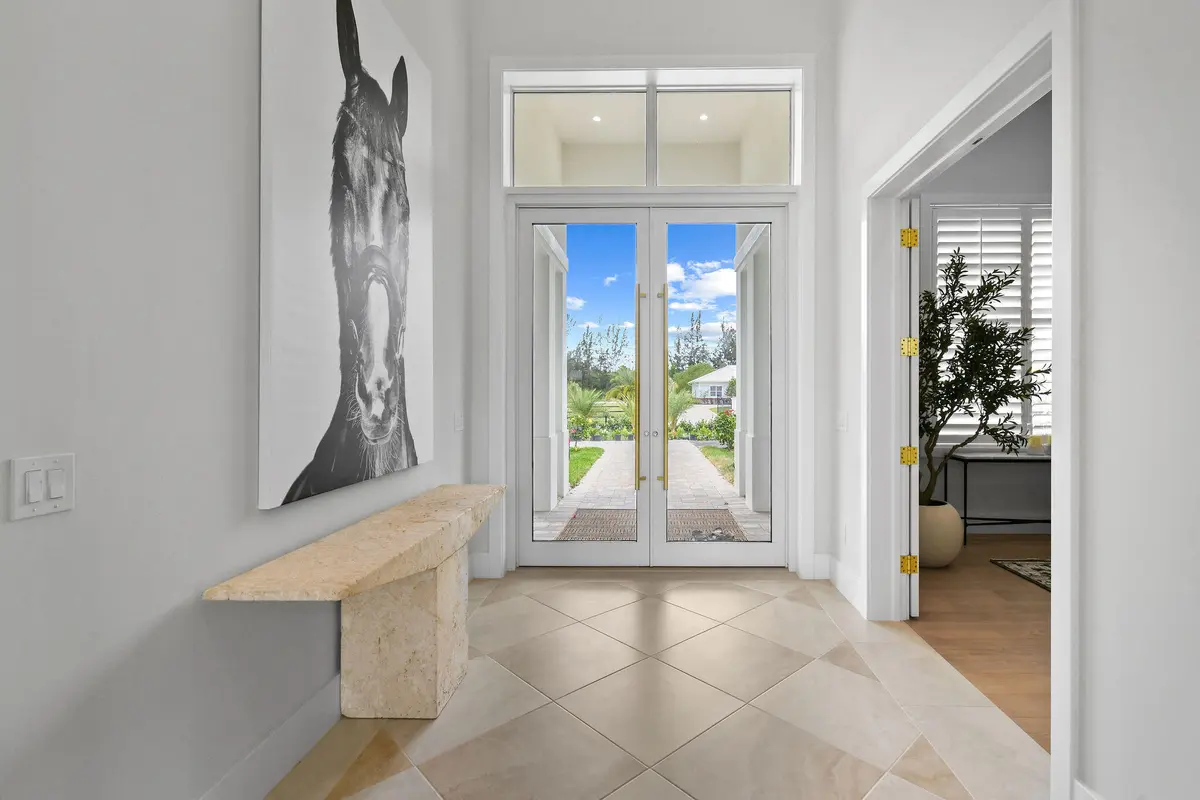 Entry at 9105 Whippoorwill Trail, Jupiter