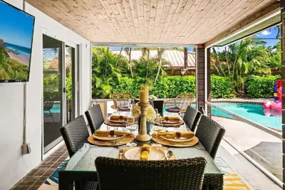 1949 WINDWARD Drive, Lauderdale-By-The-Sea – Single Family Residence for sale