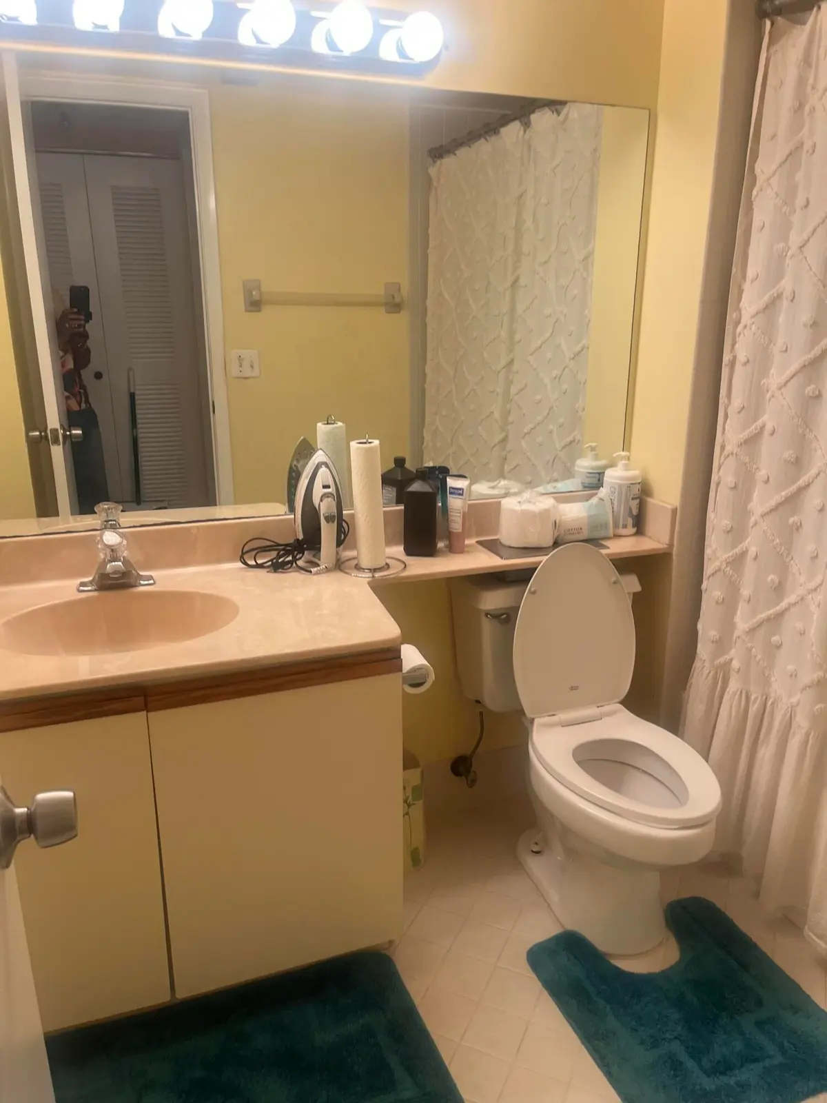 Guest_bath at 2907 CARAMBOLA Circle 204, Coconut Creek