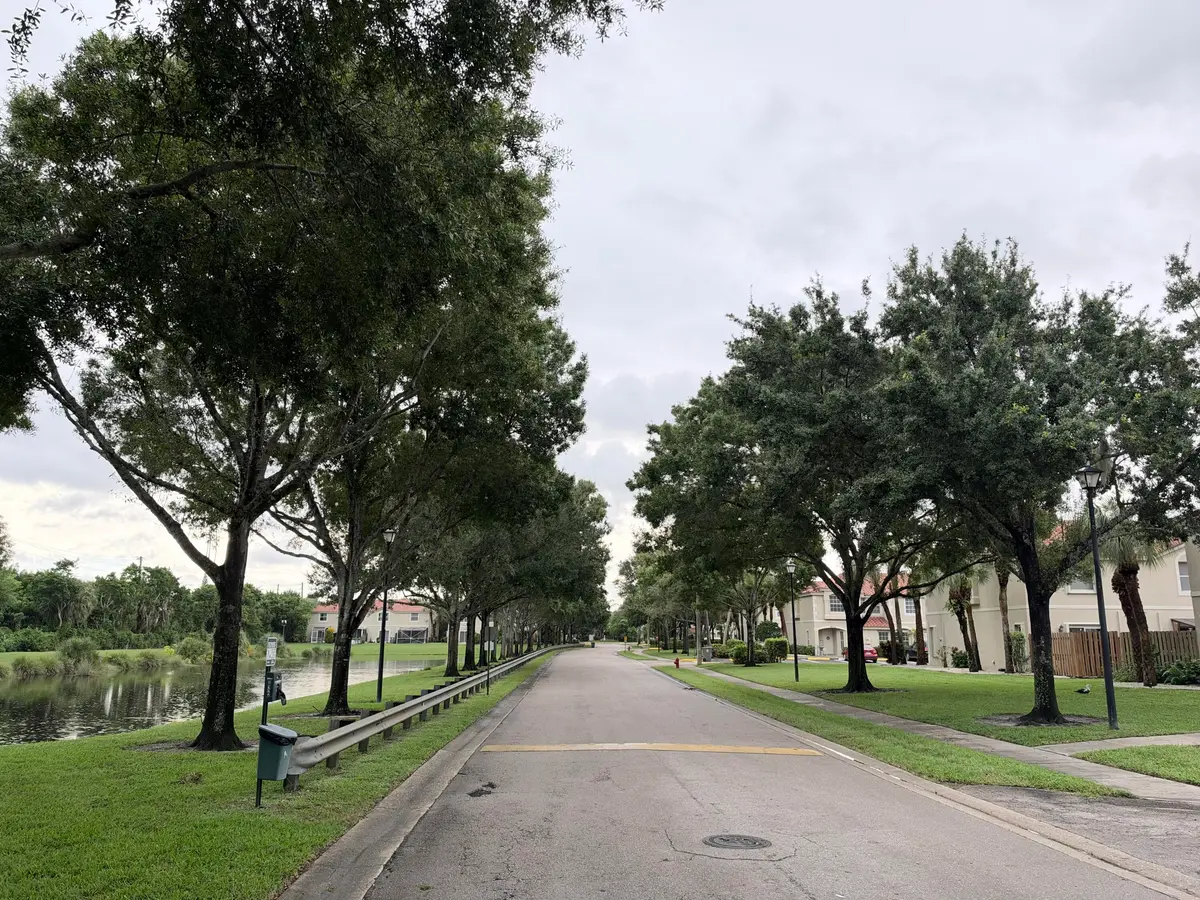 Community at 804 Summit Lake Drive, West Palm Beach