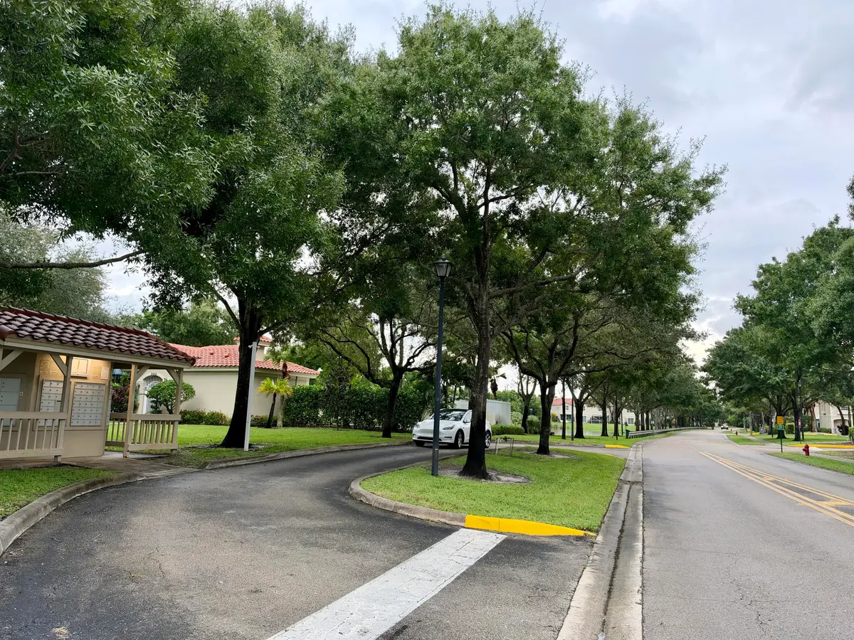 Community at 804 Summit Lake Drive, West Palm Beach